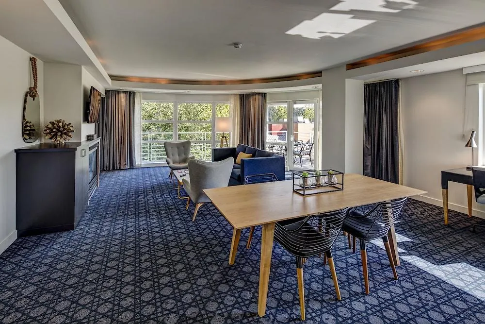 River'S Edge Hotel Portland, Tapestry Collection By Hilton  Portland