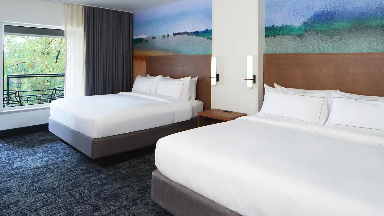 ****  River'S Edge Hotel Portland, Tapestry Collection By Hilton США